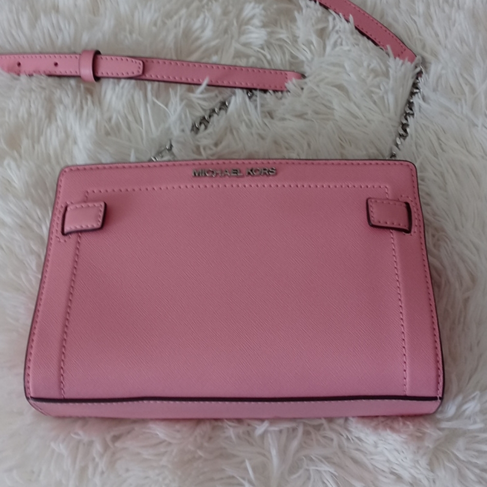 Micheal Kors crossbody